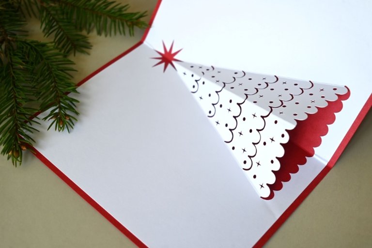 Pop-Up Christmas Tree Card: A Festive Surprise in Every Fold