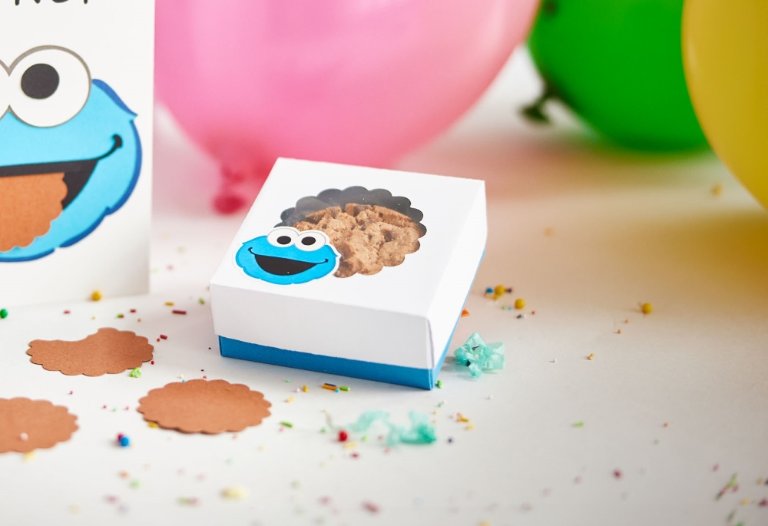 Cookie Box with Sticker