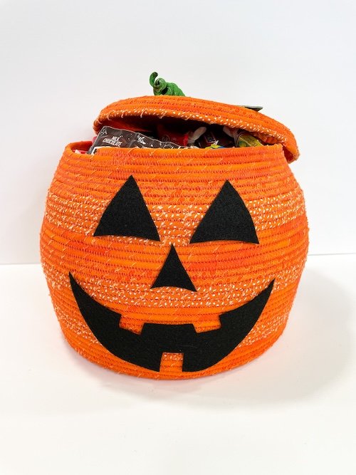 Spook Up Your Decor: Create a Pumpkin Rope Basket with a Hidden Surprise!