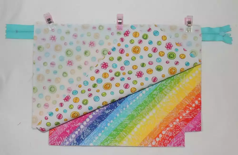 Pride-double-zip-pouch-step13.jpg