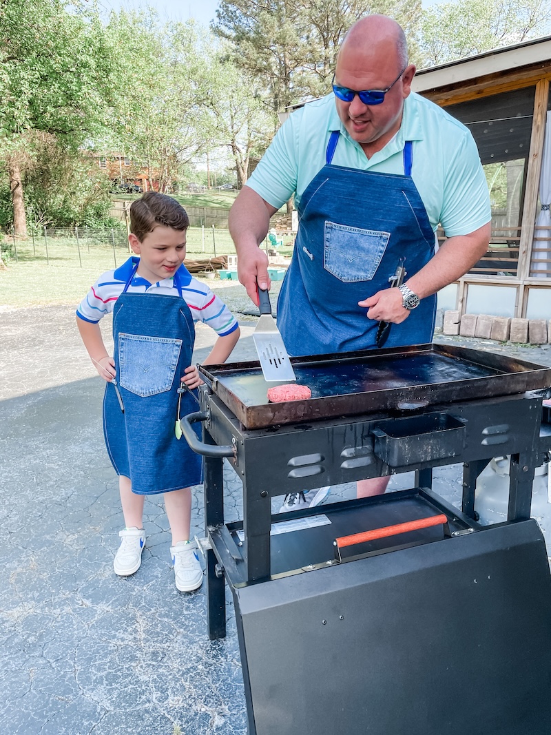 Dad_Son_Apron_Hero_Image_option_1.jpg